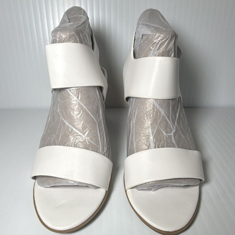 SODA Strappy White Leather Block Heel Sandals Hook & Loop Women’s Size 8.5